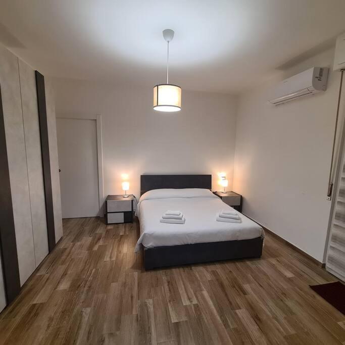 Apartment Garibaldi Pavia Eksteriør bilde